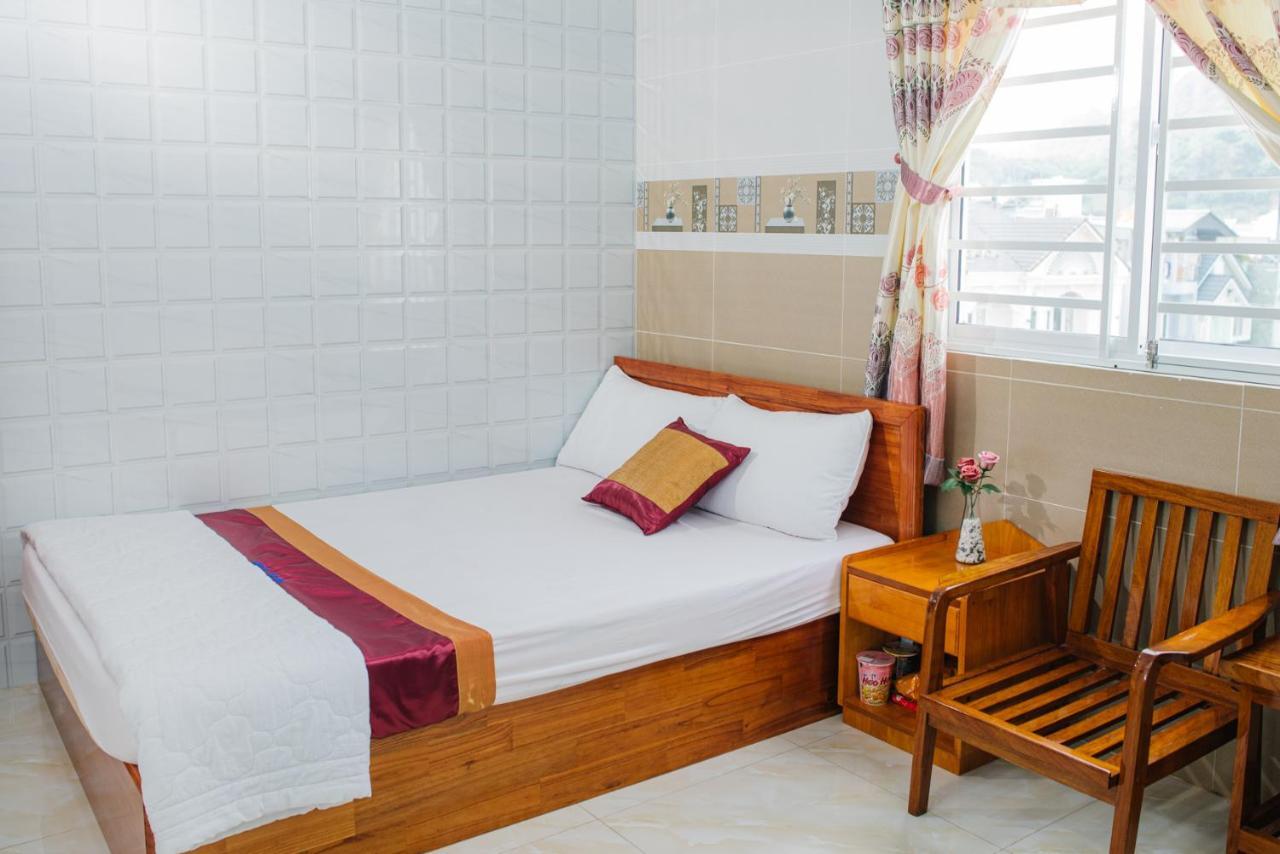 Hiep Hoa Hotel Чау-Док Экстерьер фото