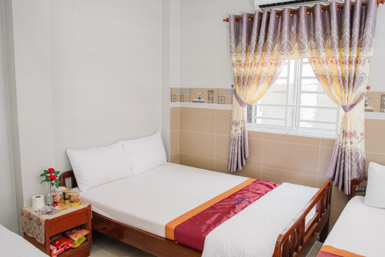 Hiep Hoa Hotel Чау-Док Экстерьер фото
